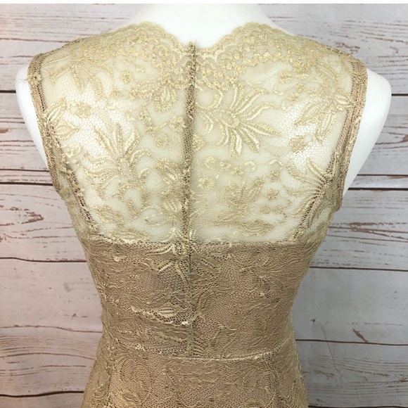 BCBG MaxAzria Cocktail dress-perfect condition, stunning with a Summer tan! - Picture 4 of 8